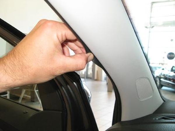 Paigaldusalus, mudelikohane Volkswagen Polo 10-11