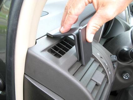 Paigaldusalus, mudelikohane Toyota LC 150 10-13 vasakule