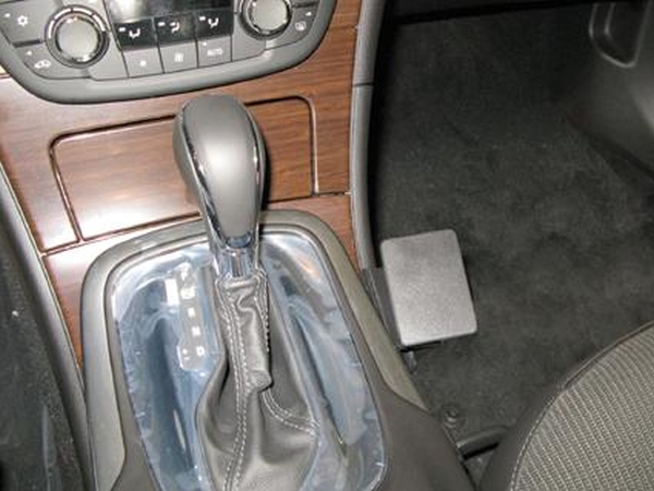 Paigaldusalus, mudelikohane Opel Insigia 09-12 alla