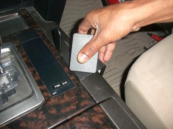 Paigaldusalus, mudelikohane Toyota LandCruiser V8 08-12