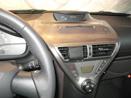 Paigaldusalus, mudelikohane Toyota iQ 09-13 keskele