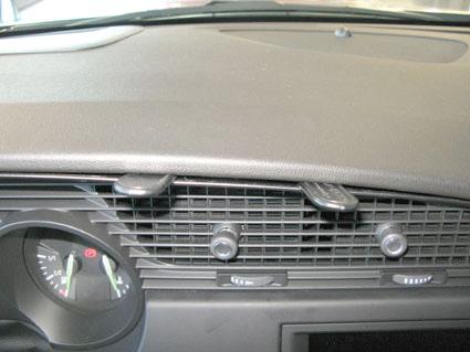 Paigaldusalus, mudelikohane Saab 9-5, 11-12 keskele