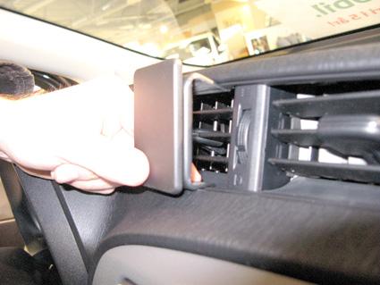 Paigaldusalus, mudelikohane Toyota Yaris 12