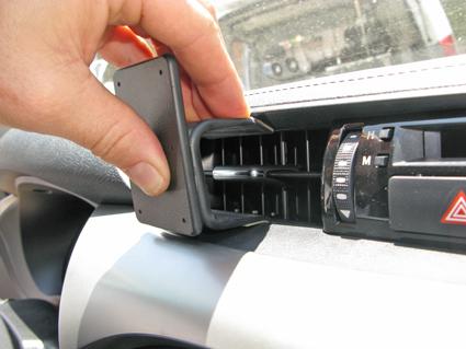 Paigaldusalus, mudelikohane Toyota HiLux 2016>