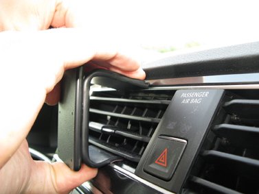 Paigaldusalus, mudelikohane VW Tiguan 17- keskele